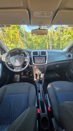 RENAULT SANDERO 1.0 EXPRESSION 16V FLEX 4P MANUAL RENAULT SANDERO 1.0 EXPRESSION 16V FLEX 4P MANUAL